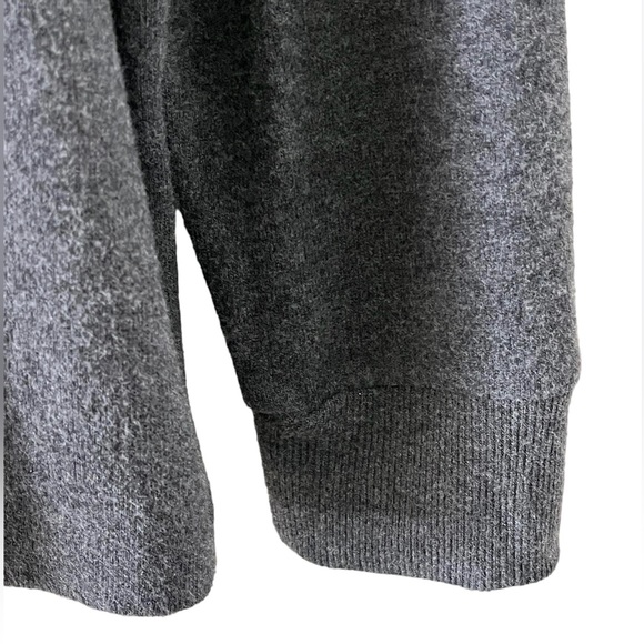 Stars Above Women’s Cashmink Lounge Top (Heather Grey) - Picture 6 of 7